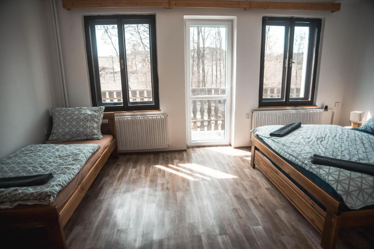 Apartmany Ve Mlejne Cachrov Exterior photo
