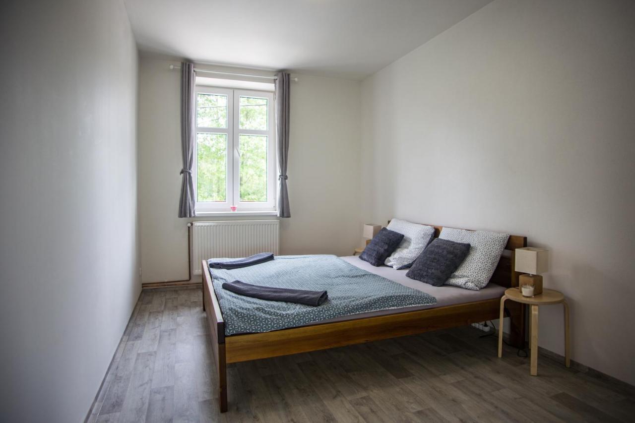 Apartmany Ve Mlejne Cachrov Exterior photo