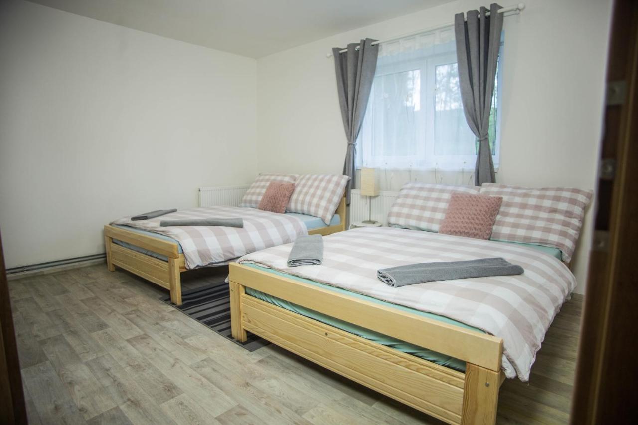 Apartmany Ve Mlejne Cachrov Exterior photo