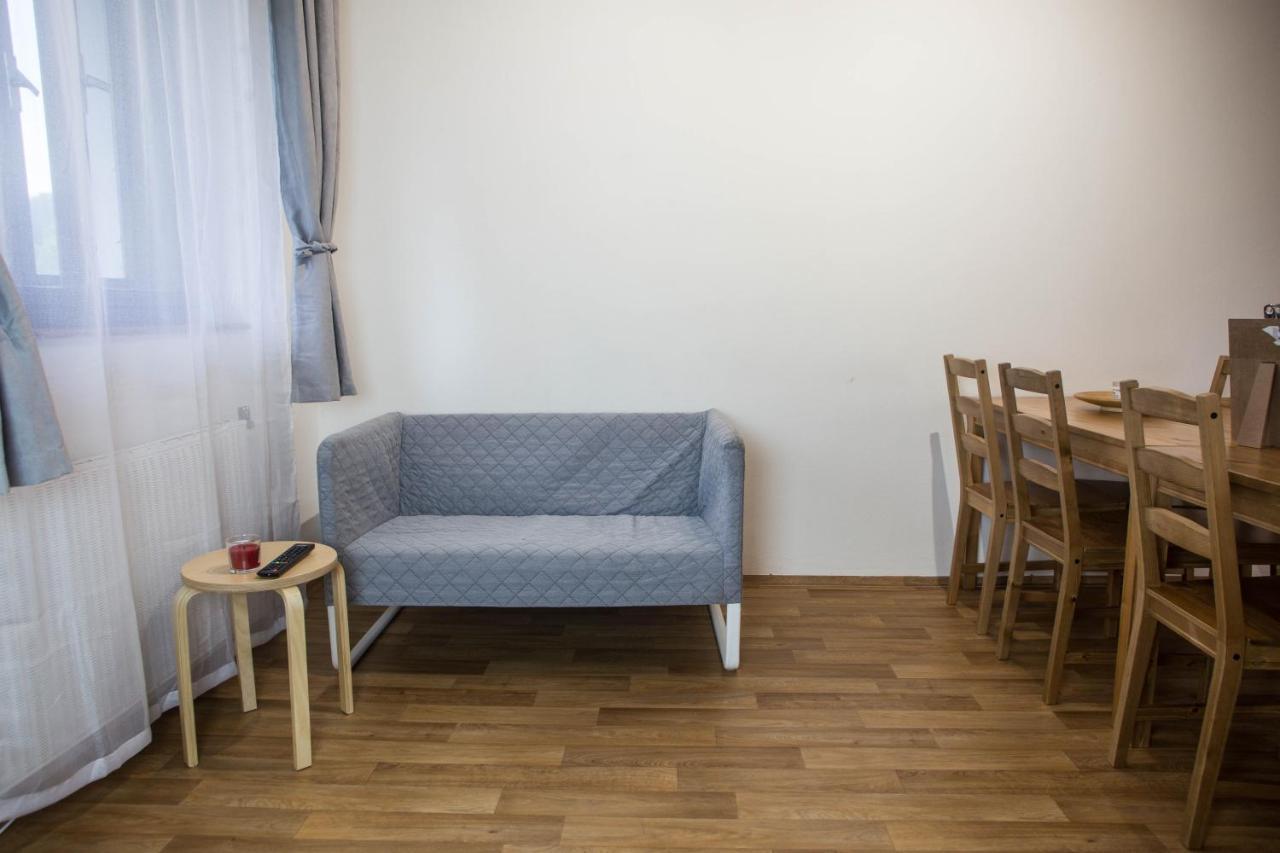 Apartmany Ve Mlejne Cachrov Exterior photo